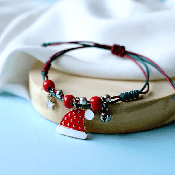 Adjustable Christmas Santa Hat Wish / Friendship Bracelet