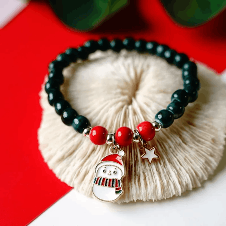 Adjustable Christmas Santa Hat Wish / Friendship Bracelet