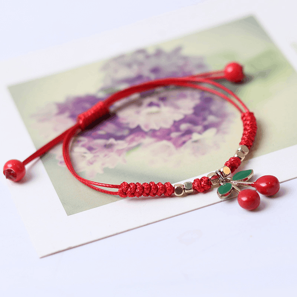String bracelet 2025 with charm
