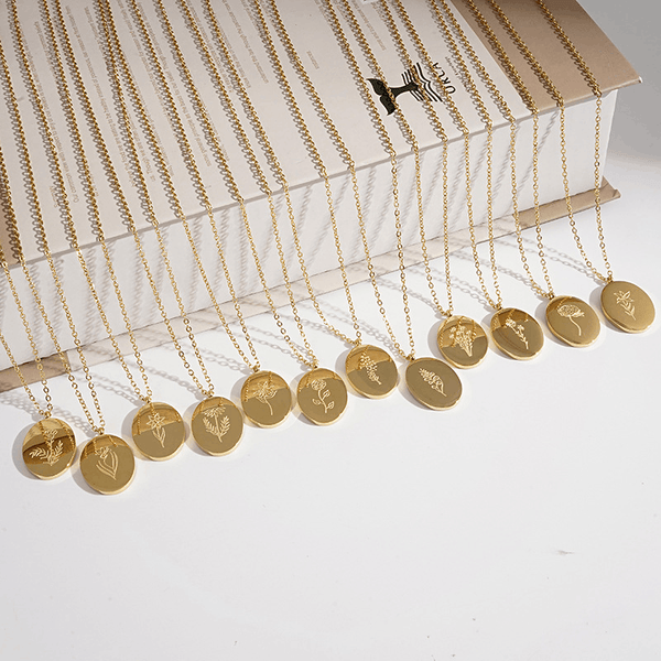 'November Birth Flower' 18k Gold Plated Titanium Steel Pendant Necklace